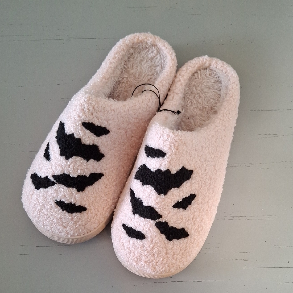 Cozy Pink Slippers with Black Pattern - Picture 1 of 6